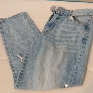 American Eagle Mom Jean
